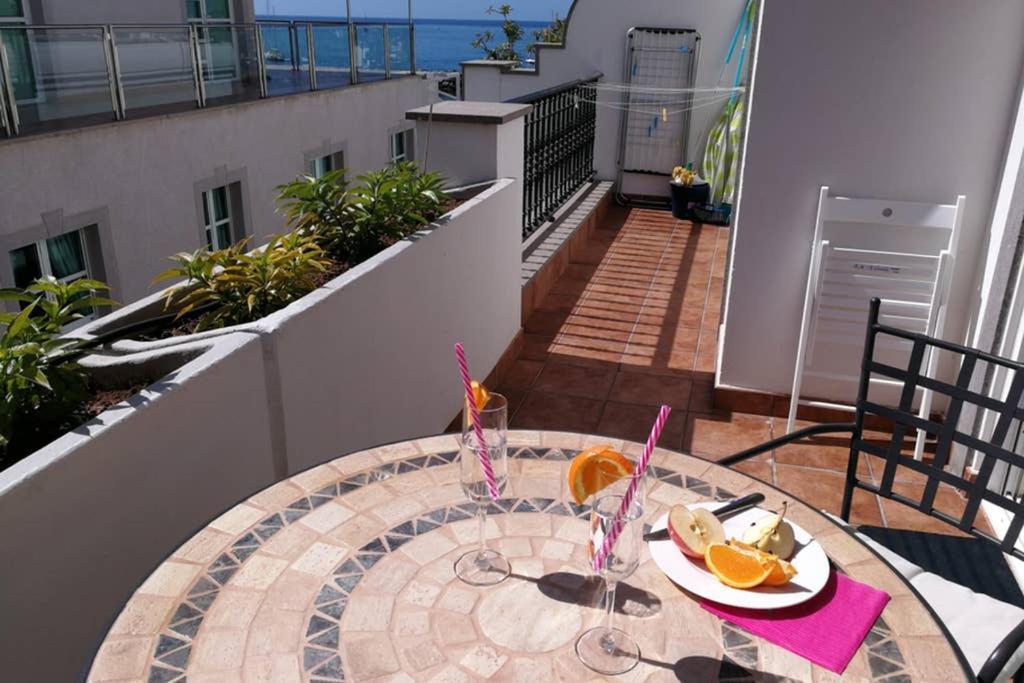 Schoene Wohnung Direkt Am Meer Mit Meerblick, Wlan Пуэрто-де-Моган Экстерьер фото