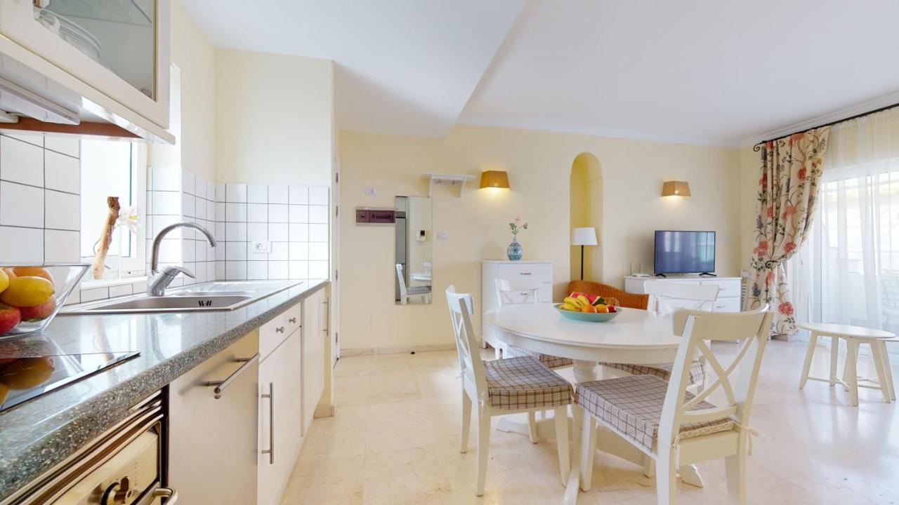 Schoene Wohnung Direkt Am Meer Mit Meerblick, Wlan Пуэрто-де-Моган Экстерьер фото